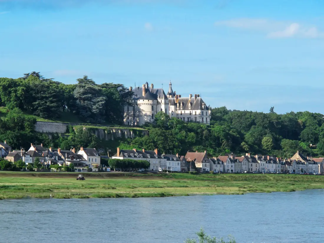 Résidence Cottage du Château duplex 90m2 mit Pool Azay le rideau