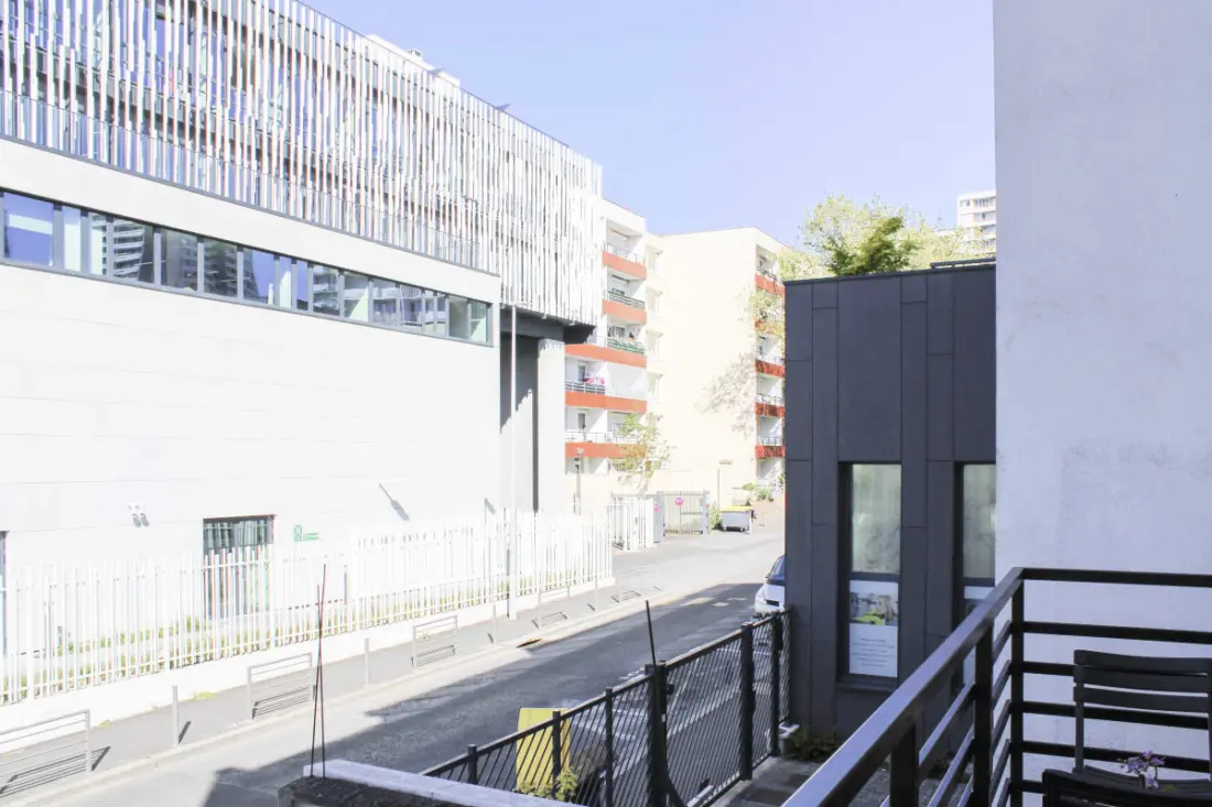 Studio Neuf Avec Balcon Proche Métro Gallieni