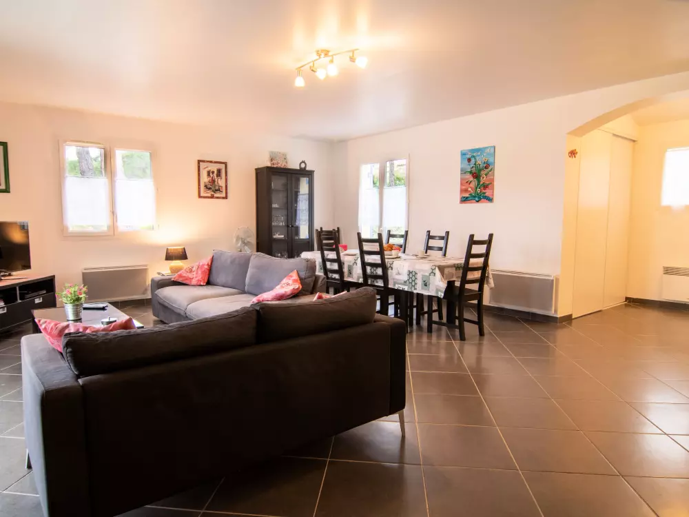 Maison de Vacances Bagnols en Forêt