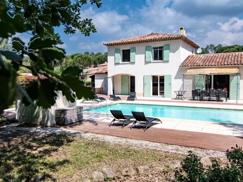 Maison de Vacances Bagnols en Forêt