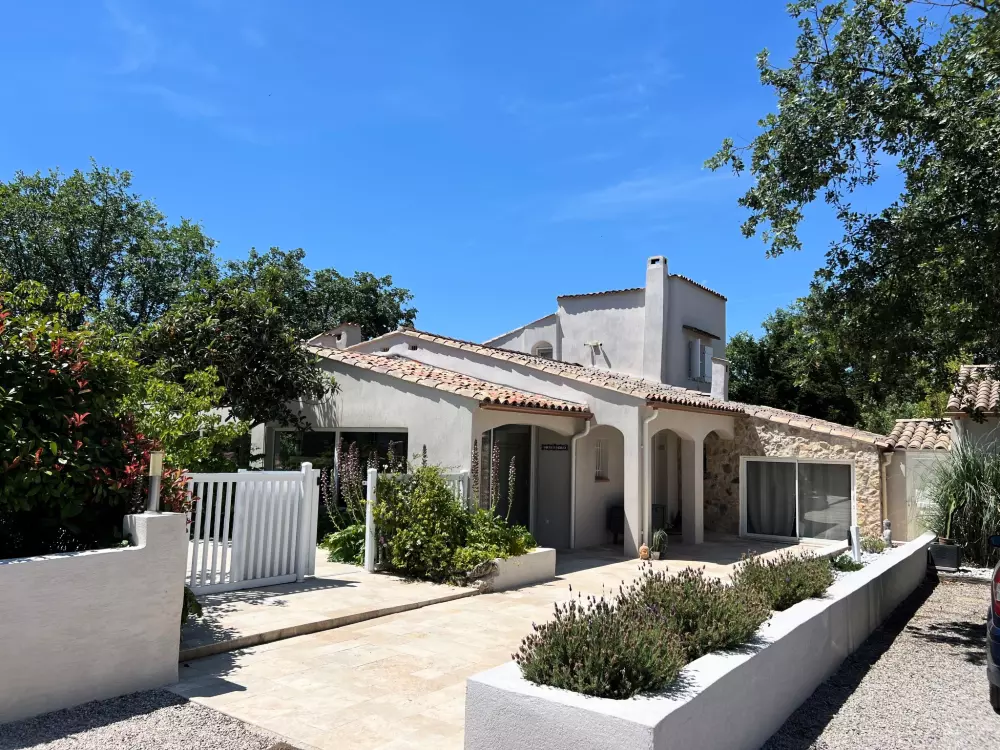 Maison de Vacances Bagnols en Forêt