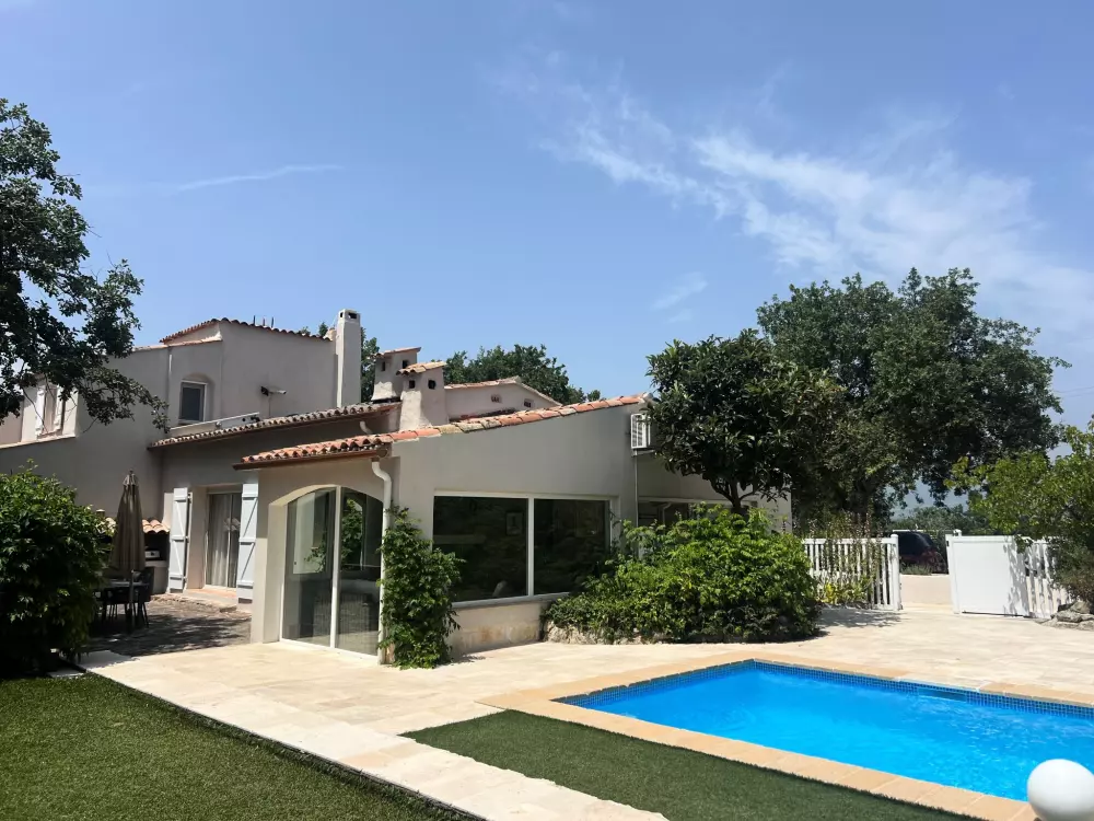 Maison de Vacances Bagnols en Forêt