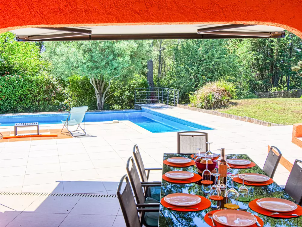 Maison de Vacances Bagnols en Forêt