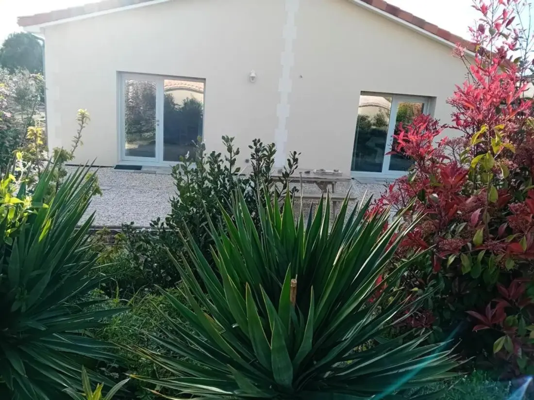 Maison de Vacances Baignes-Sainte-Radegonde 2