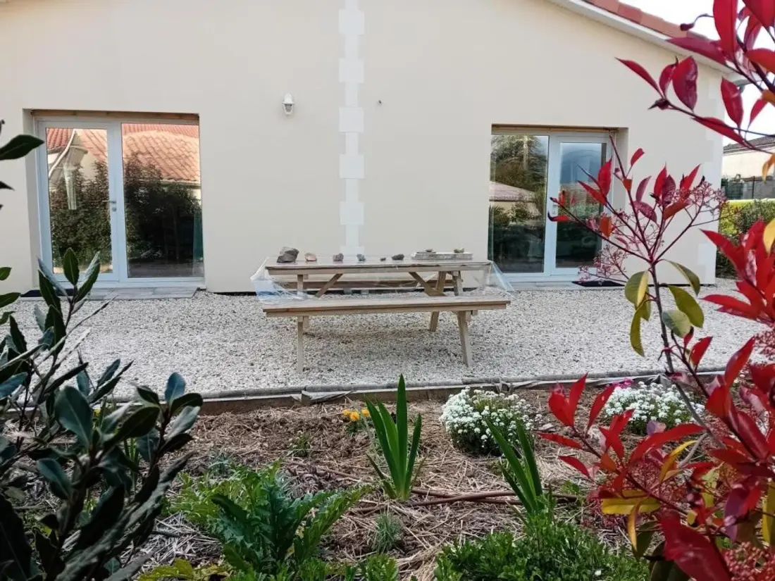 Maison de Vacances Baignes-Sainte-Radegonde 2