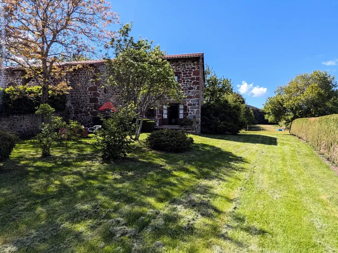 Maison de Vacances Bains 2