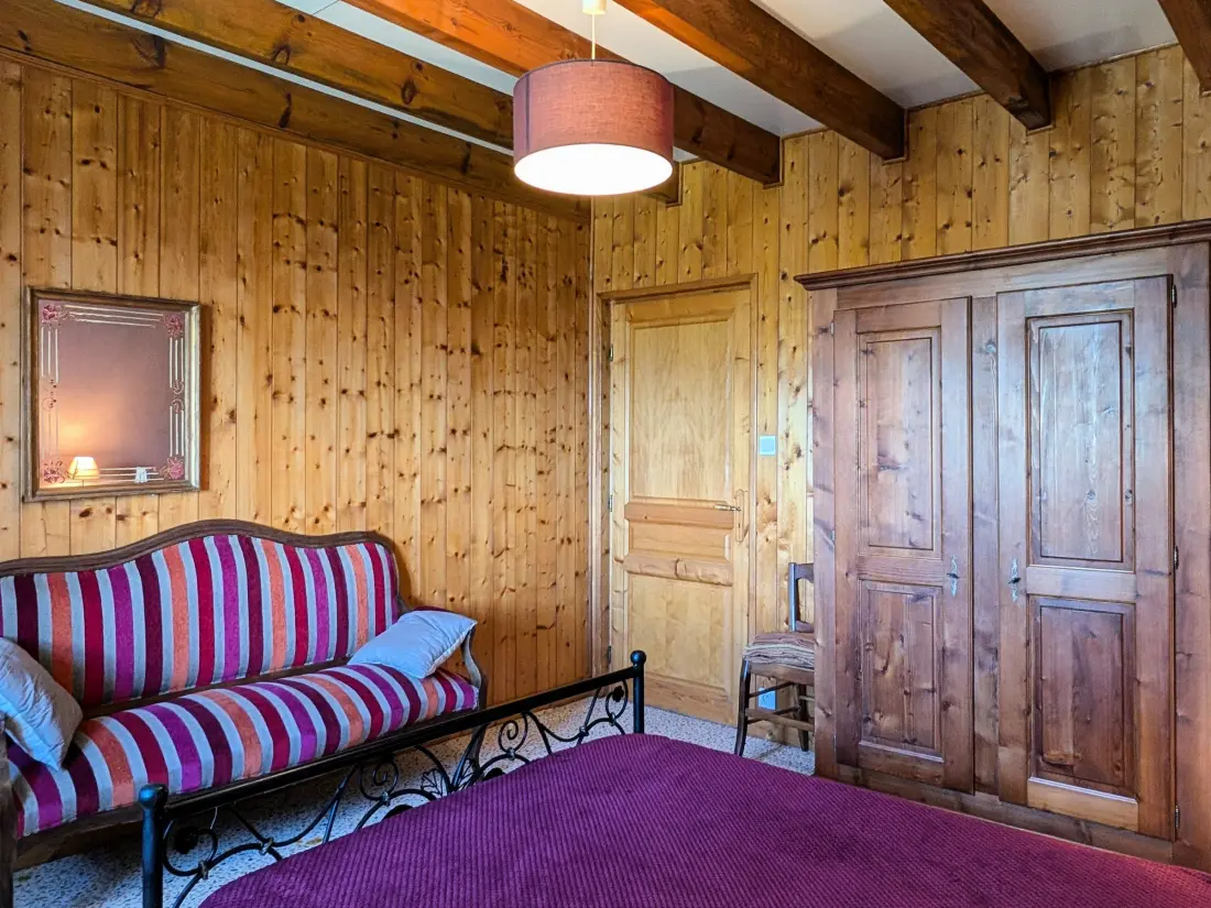Maison de Vacances Bains 2