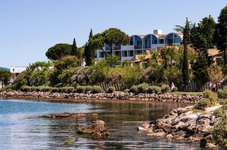 Location Saisonniere Balaruc Les Bains Bord De L'étang