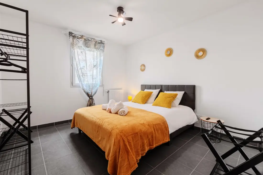 Appartement Calme Et Lumineux, Terrasse Et P Privé