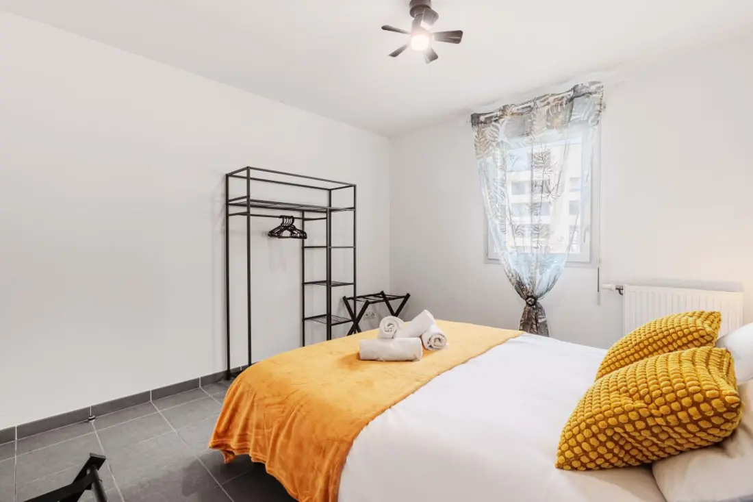 Appartement Calme Et Lumineux, Terrasse Et P Privé