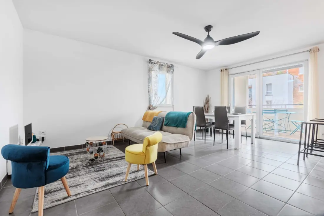 Appartement Calme Et Lumineux, Terrasse Et P Privé