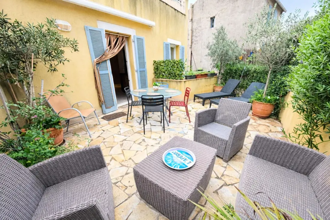 Appartement Avec Terrasse Au Calme à Bandol
