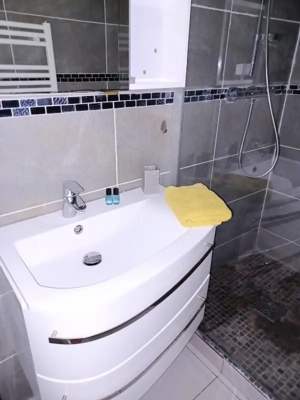 Bel Appartement Avec Piscine - Proche Plage