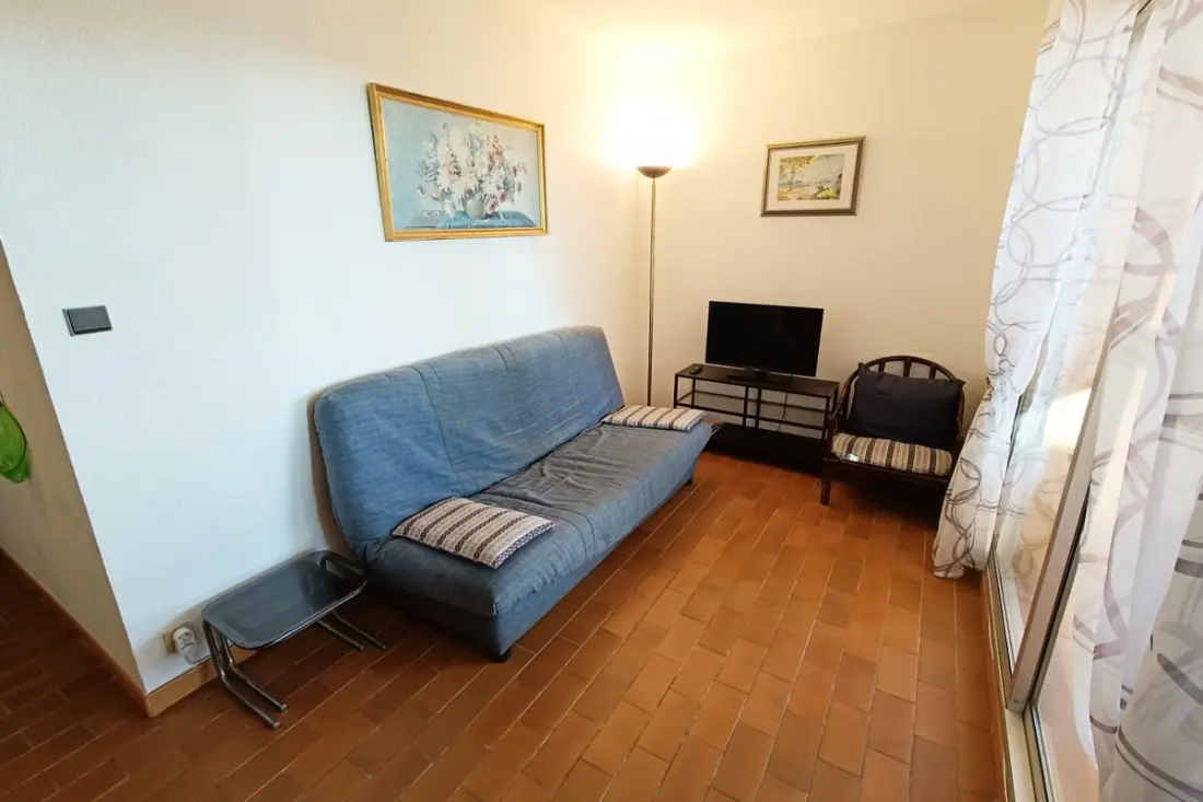 Cocon Lumineux Avec Piscine Partagée à Bandol