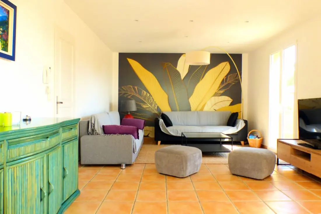 Maison Spacieuse Et Lumineuse Avec Piscine