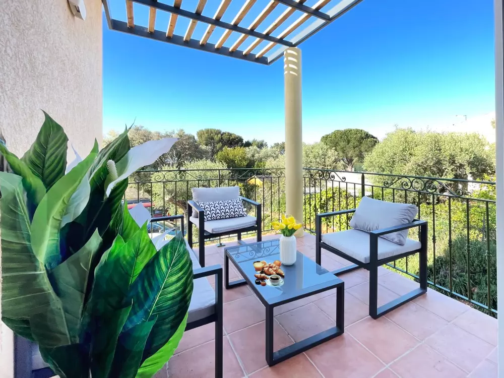 Résidence Provenzalisches Landhaus am Meer in ruhiger Lage.