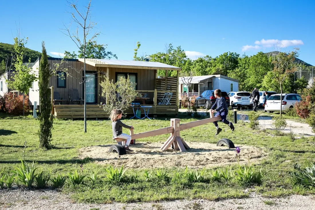 Flower Camping l'Epi Bleu 4 étoiles★★★★