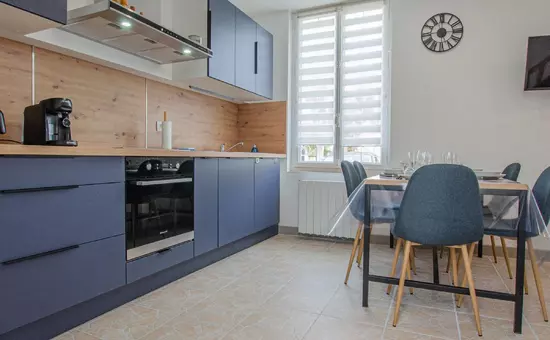 Seaside Residence - Seaview First Line Apartment
