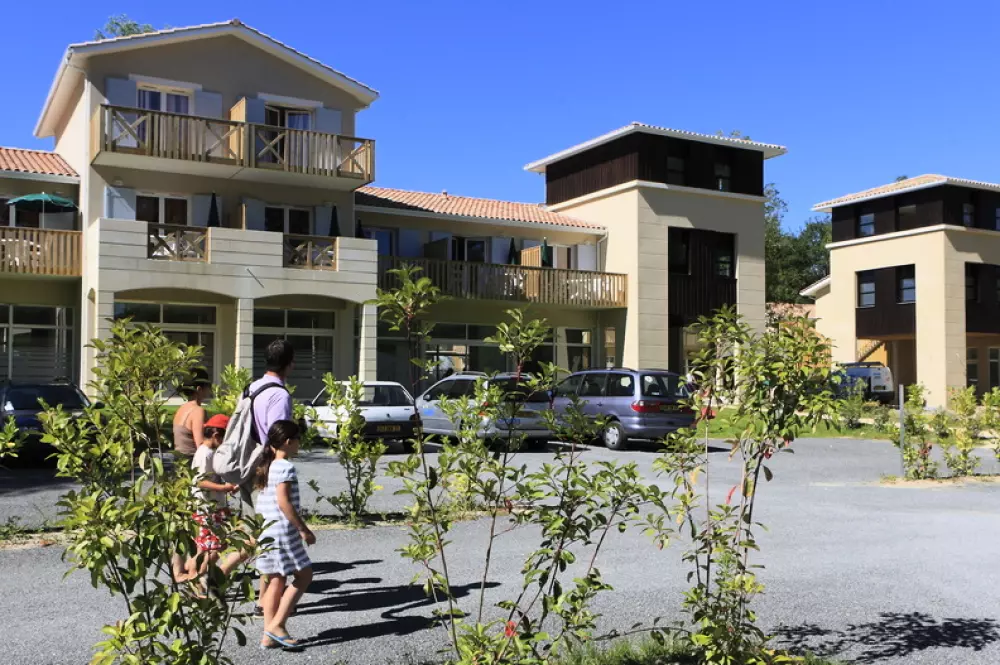 SOWELL HÔTELS Domaine du Golf d'Albret 3 étoiles★★★