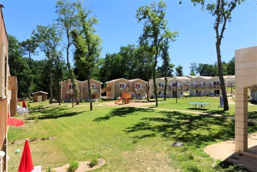 SOWELL HÔTELS Domaine du Golf d'Albret 3 étoiles★★★