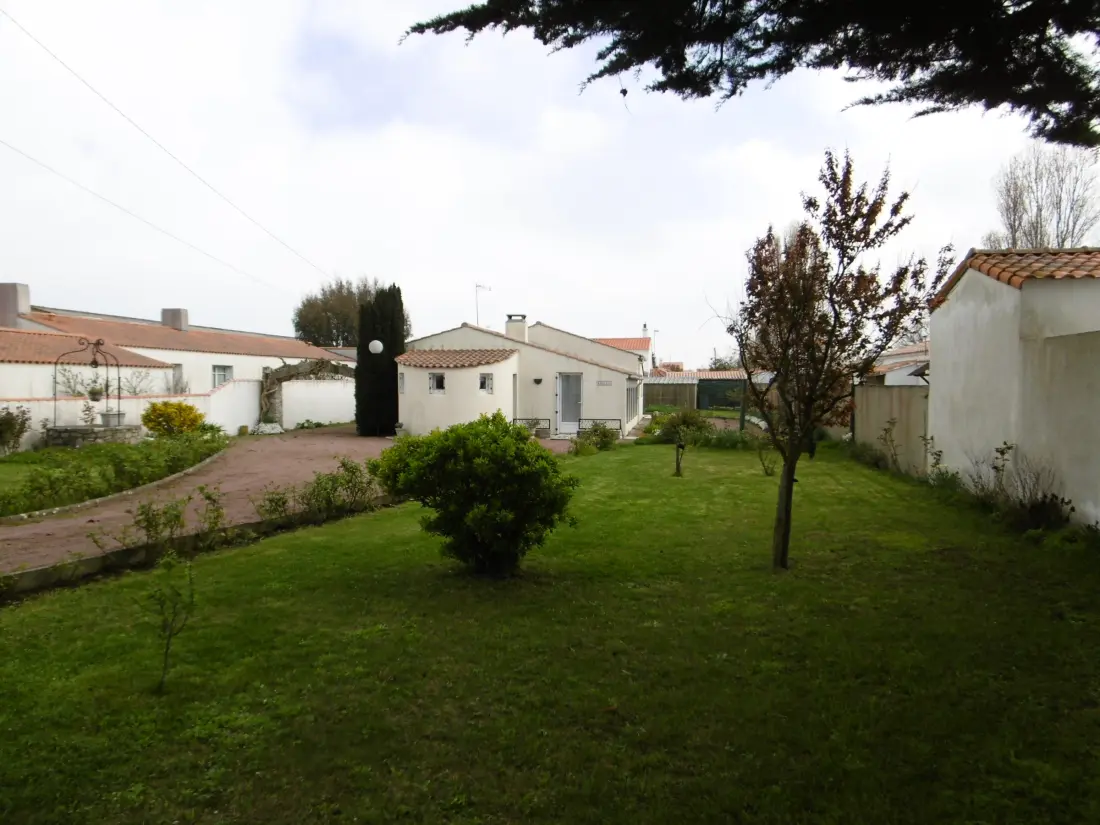 Maison de Vacances BARBATRE 120