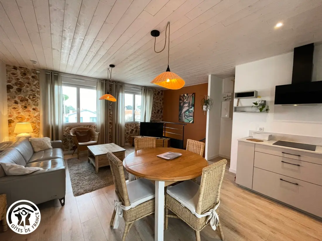 Maison de Vacances BARBATRE 79