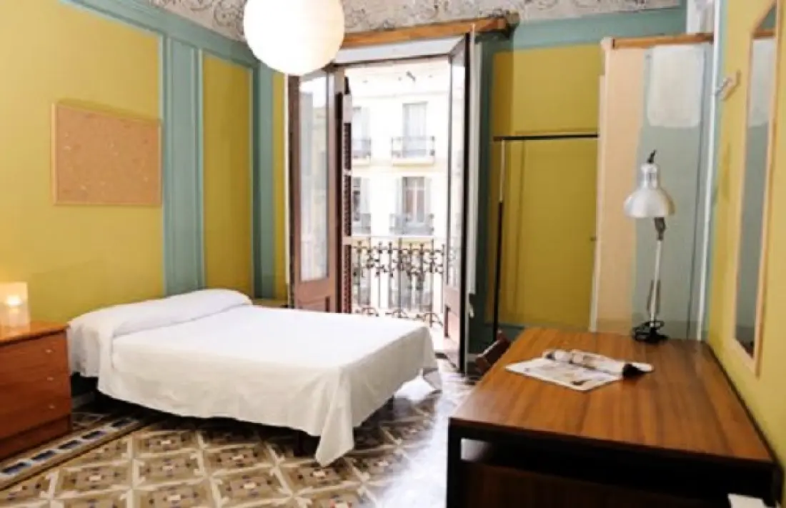Modernist Eixample 32