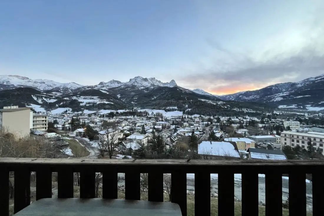Appartement Chaleureux à Barcelonnette - 6 Pers.