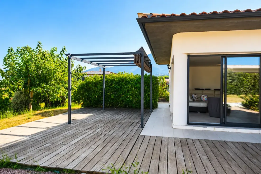 Maison Spacieuse Avec Vue Sur Mer Et Montagne