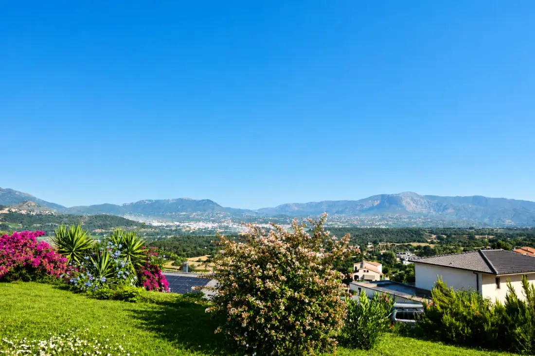 Maison Spacieuse Avec Vue Sur Mer Et Montagne