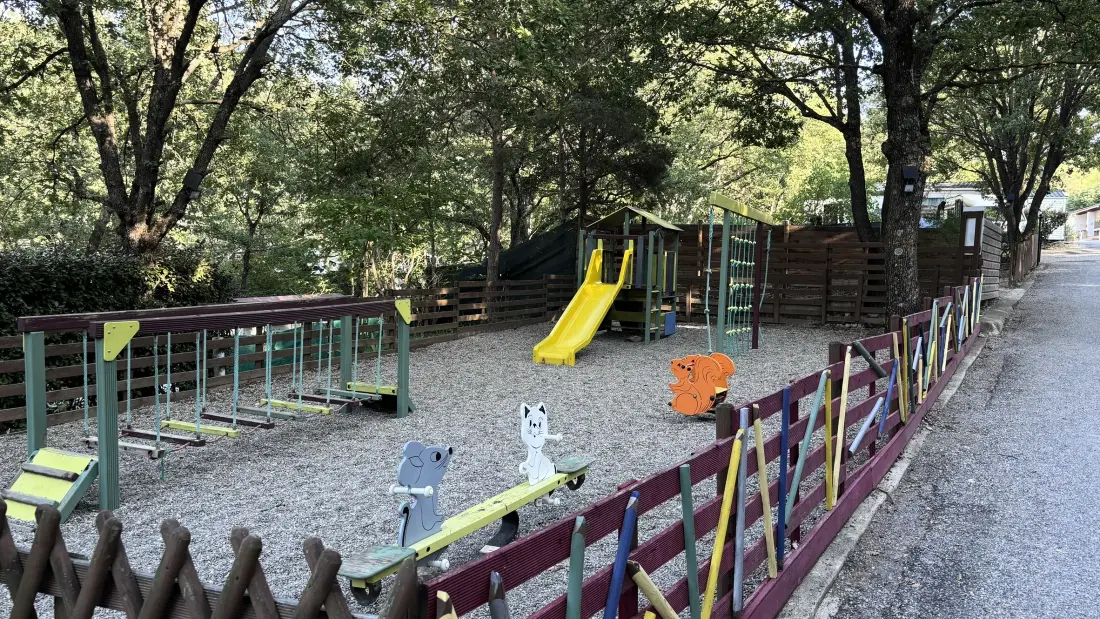 Camping Tikayan Rives du Lac de Sainte Croix3 étoiles★★★