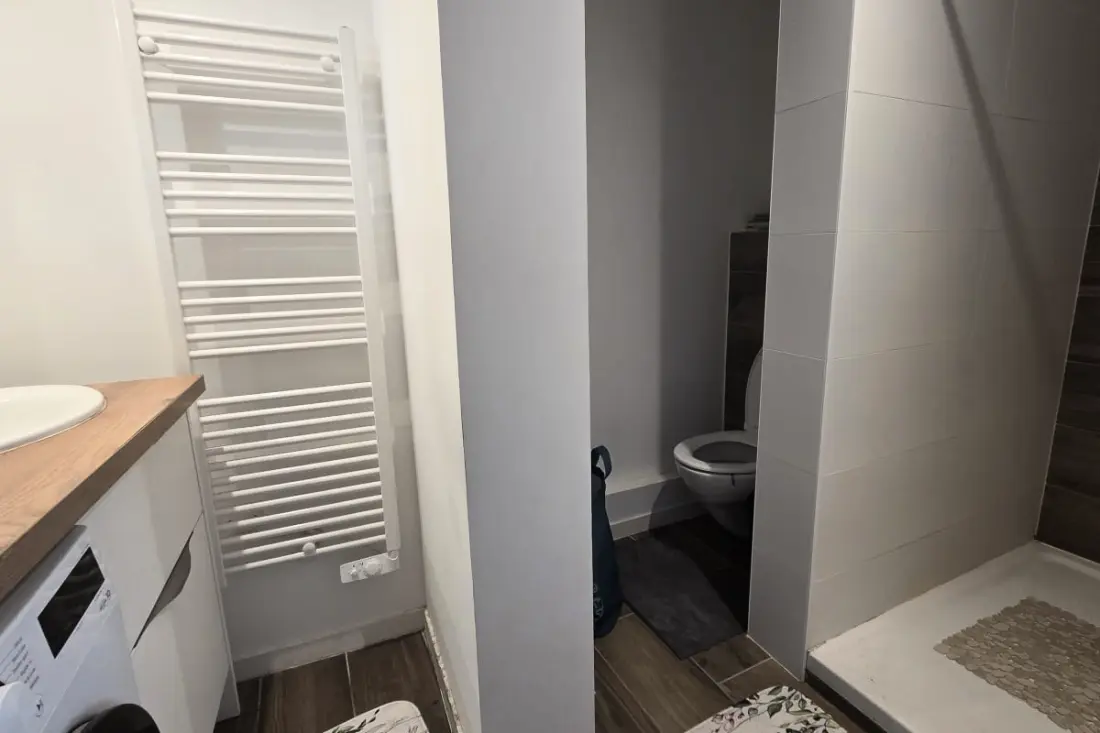 Appartement De 55 M² Avec 2 Chambres à Bayonne