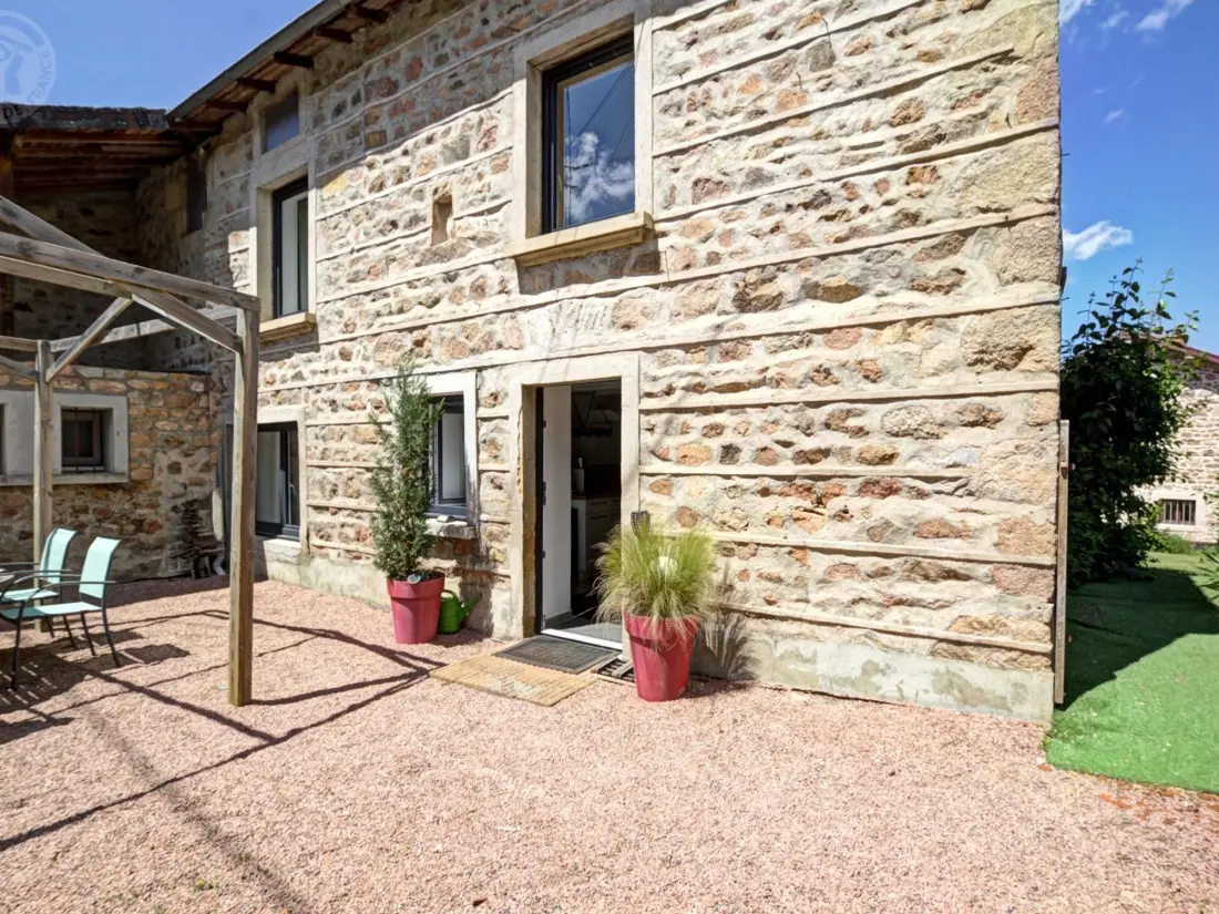 Maison de Vacances BELMONT-DE-LA-LOIRE 3