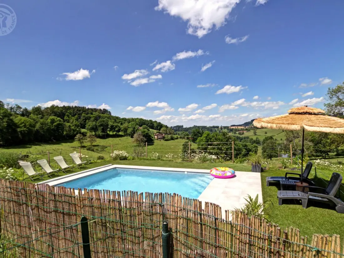 Maison de Vacances BELMONT-DE-LA-LOIRE 3