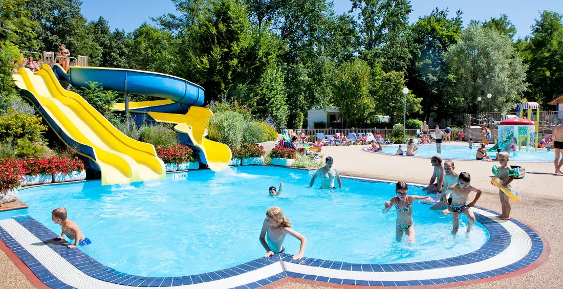 Camping Des 3 Lacs 4 étoiles★★★★