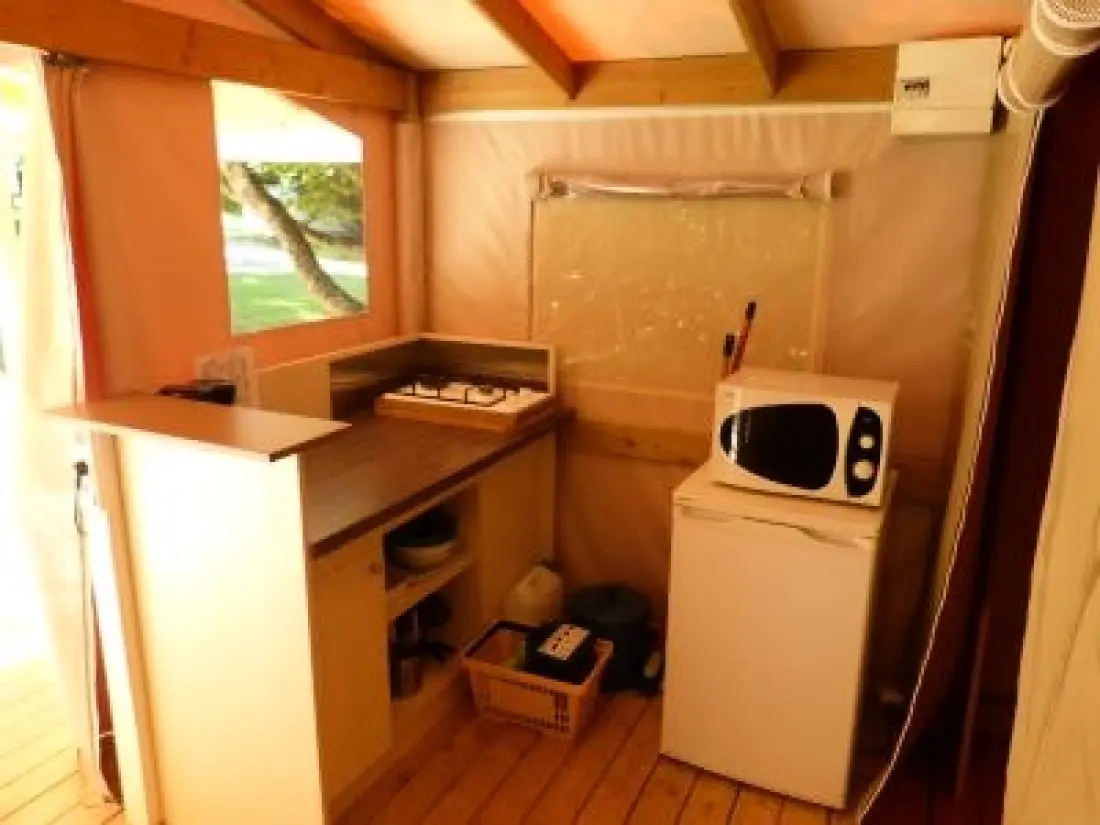 Flower Camping Les Nauves 3 étoiles★★★