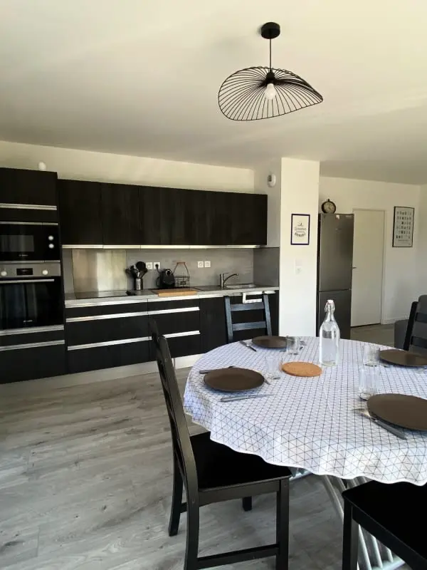 Appartement Agréable à 2 Min à Pied De La Plage