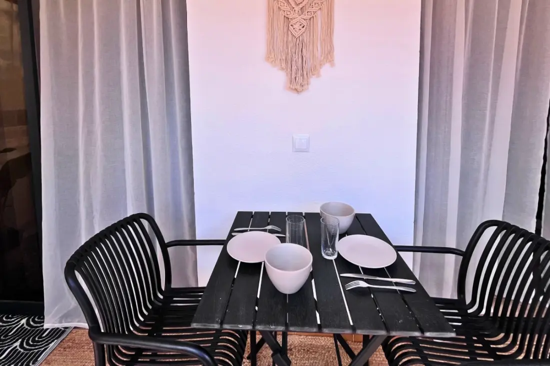 Appartement Avec Vue Panoramique, Piscine Et Plage à Pied