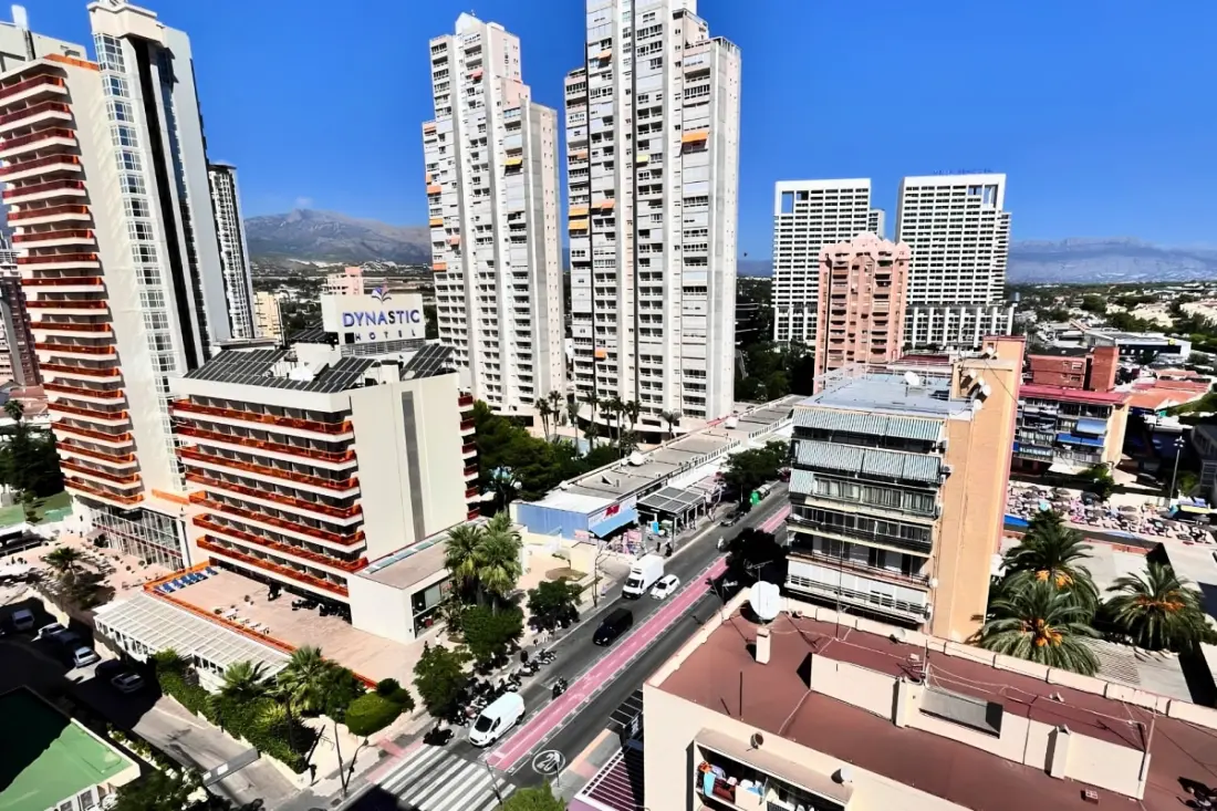 Appartement Avec Vue Panoramique, Piscine Et Plage à Pied