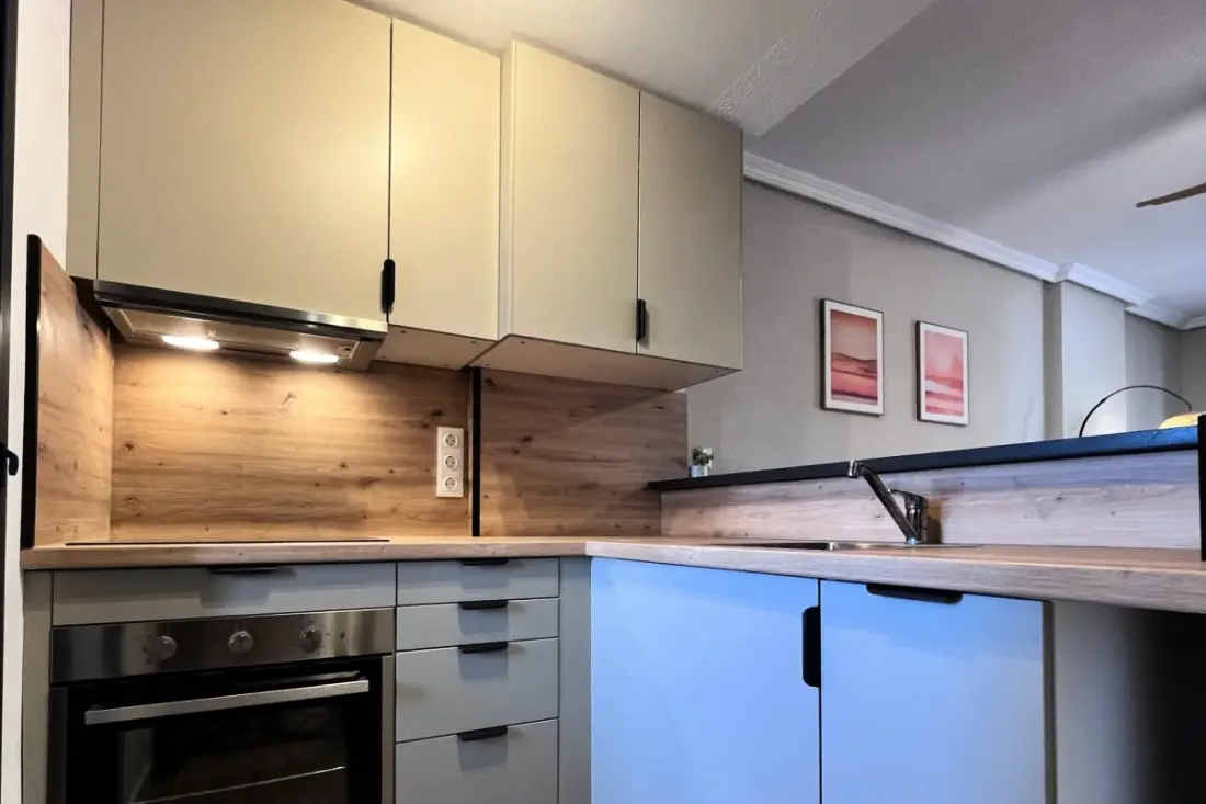 Appartement Avec Vue Panoramique, Piscine Et Plage à Pied