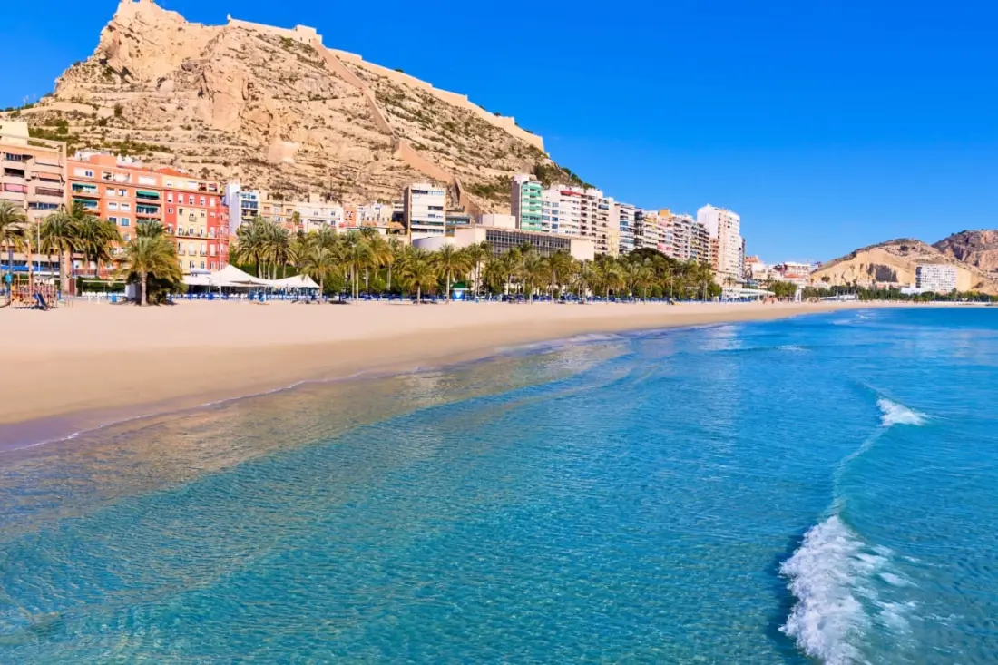 Appartement Avec Vue Panoramique, Piscine Et Plage à Pied