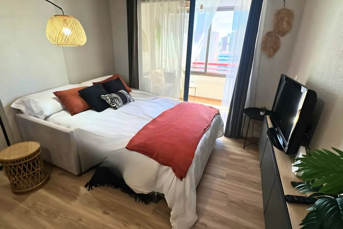 Appartement Avec Vue Panoramique, Piscine Et Plage à Pied