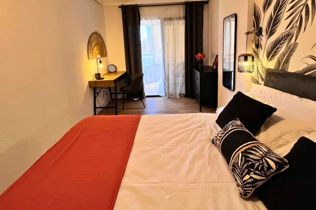 Appartement Avec Vue Panoramique, Piscine Et Plage à Pied