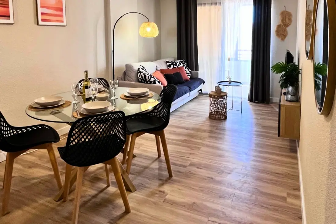 Appartement Avec Vue Panoramique, Piscine Et Plage à Pied