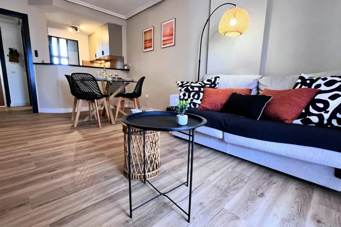 Appartement Avec Vue Panoramique, Piscine Et Plage à Pied