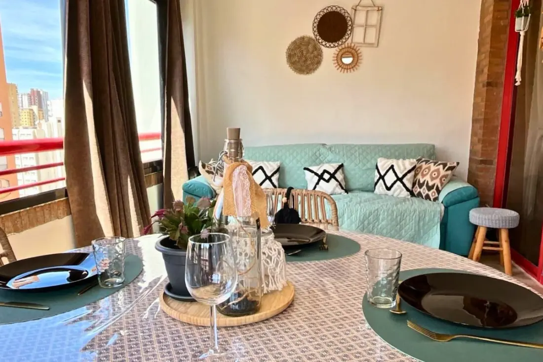 Appartement Design, Piscine, Parking, Près De La Plage