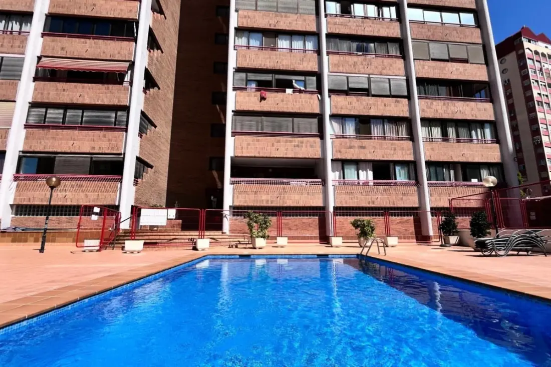 Appartement Design, Piscine, Parking, Près De La Plage