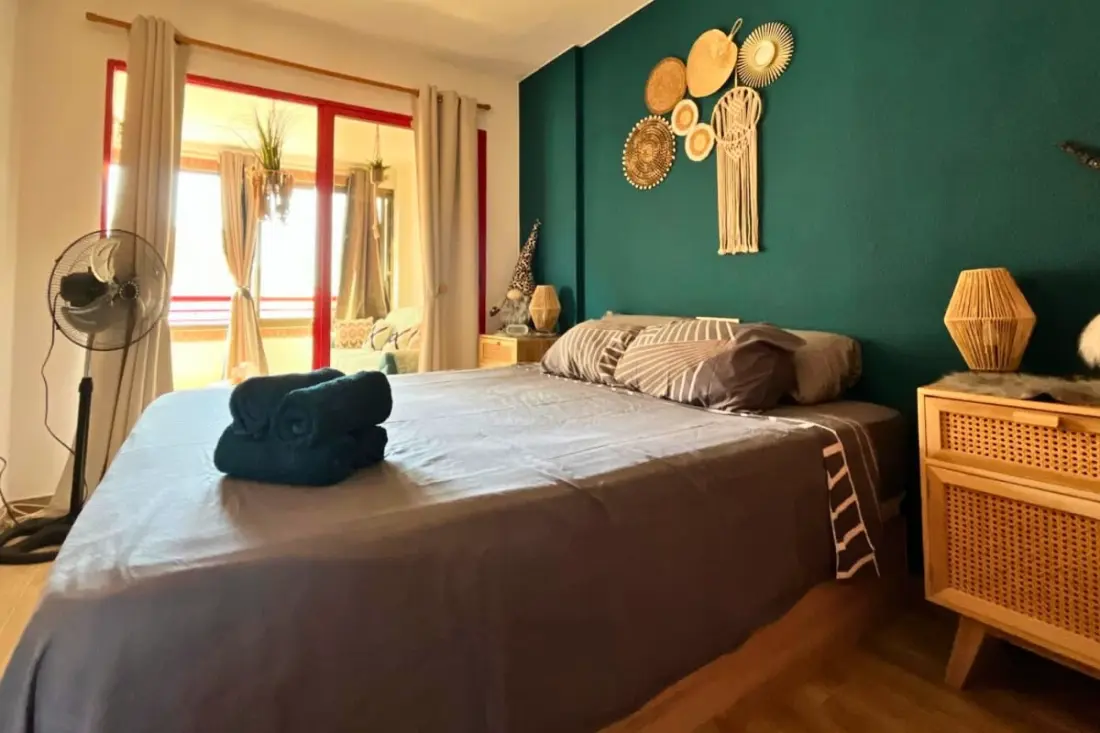 Appartement Design, Piscine, Parking, Près De La Plage