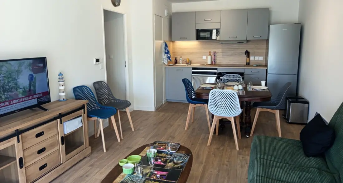 Appartement Neuf Avec Balcon à 100 M De La Plage