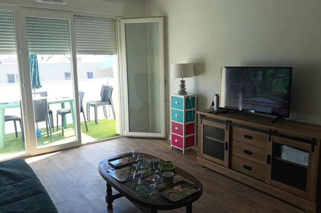 Appartement Neuf Avec Balcon à 100 M De La Plage